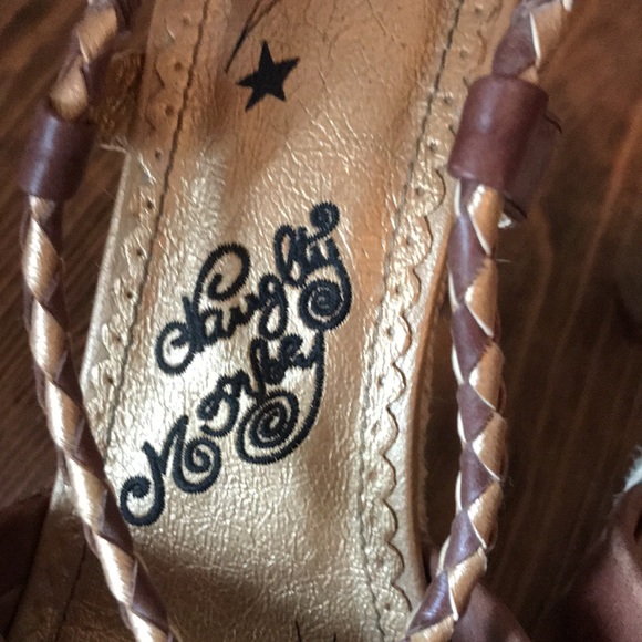 Naughty Monkey Sandals - Picture 6 of 6